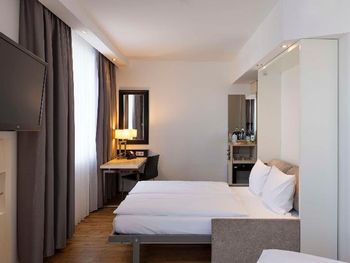 2 Tage Urlaub auf dem Kurfürstendamm 