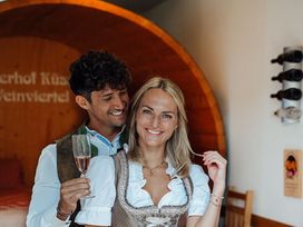 Schlafen im Weinfass (2 Nächte)