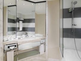 4 Tage zentral in der Hauptstadt verbringen