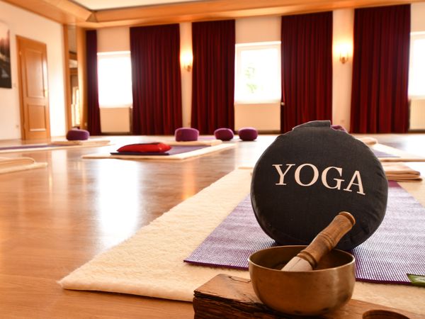 Yoga, Natur und DU - 6 Tage Landhotel Altes Zollhaus  in Hermsdorf/Erzgebirge, Sachsen inkl. Halbpension