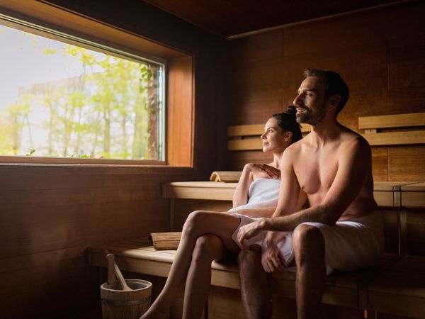 2 Tage Steiermark: Wellness, Wasserwelt & 6-Gang-Menü in Bad Waltersdorf Halbpension