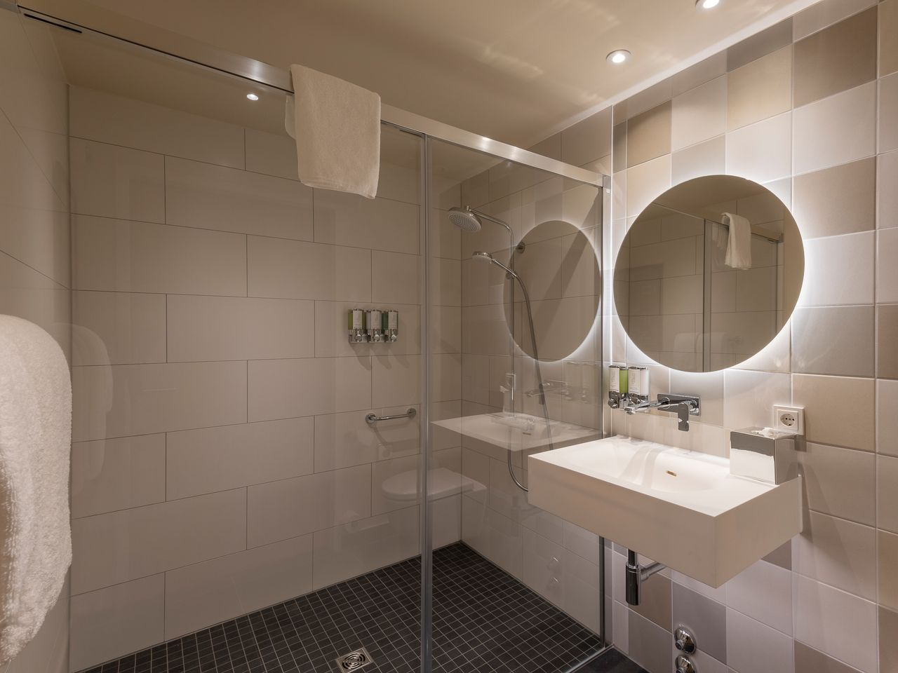 Hampton by Hilton Munich North