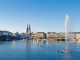 OBERAFFENGEIL! Ein Trip durch die 80er & 90er mit Hotel