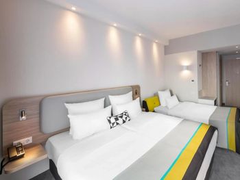 6 Tage mit Frühstück im Holiday Inn Express Munich