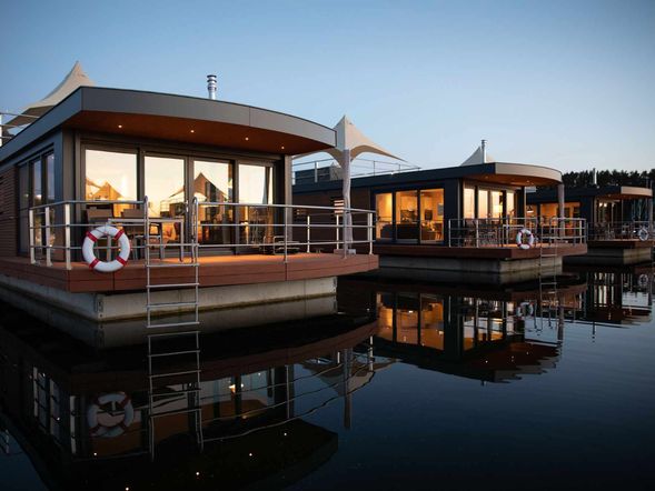 Floating Village Brombachsee Eco Lodges