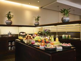 4 Tage mit Frühstück im NH Düsseldorf Königsallee