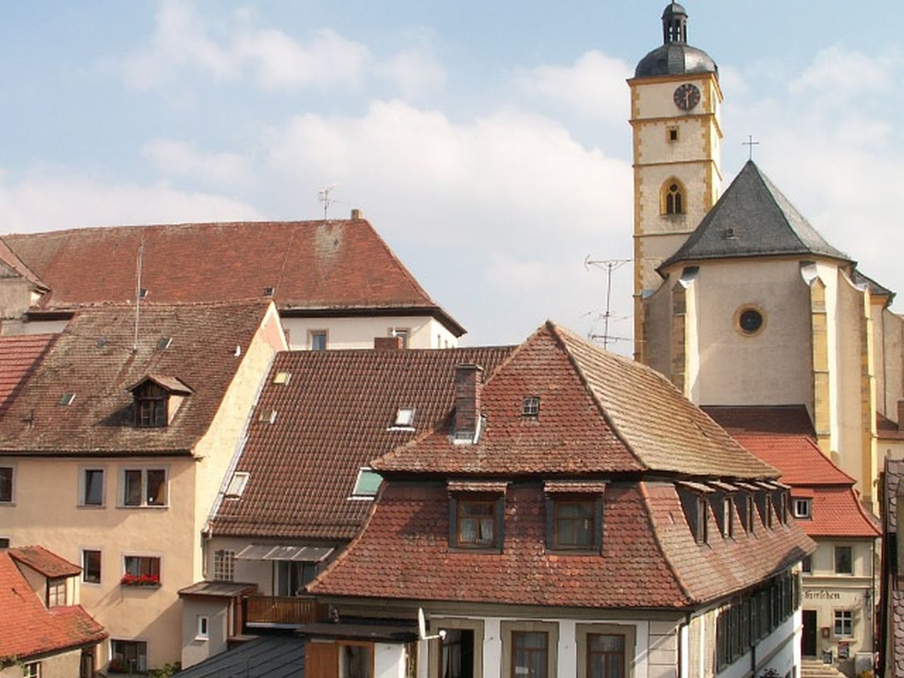 AKZENT Rosentage im Maindreieck