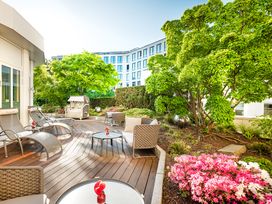 5-Sterne Urlaub in Hamburg! 2 Tage im Grand Elysee Hamburg mit Frühstück