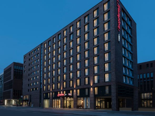 Hampton by Hilton Hamburg City Centre Hotel