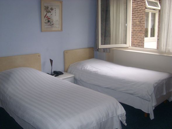 Doppelzimmer STANDARD mit zwei Einzelbetten