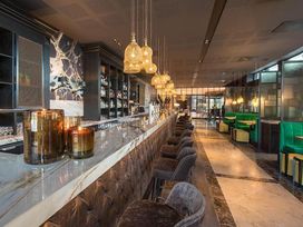 7 Tage in der größten Einkaufsstadt des Ostens