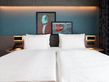 2 Tage im Holiday Inn Hamburg-HafenCity mit Frühstück