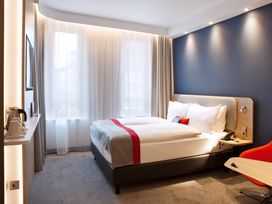 3 Tage Kurzurlaub mit Frühstück im Holiday Inn Express Kaiserslautern