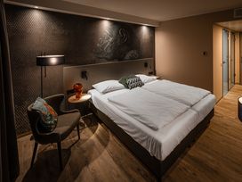 2 Tage Kurzurlaub mit Frühstück im LOGINN Hotel Stuttgart Zuffenhausen