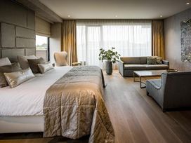 7 Tage in der größten Einkaufsstadt des Ostens