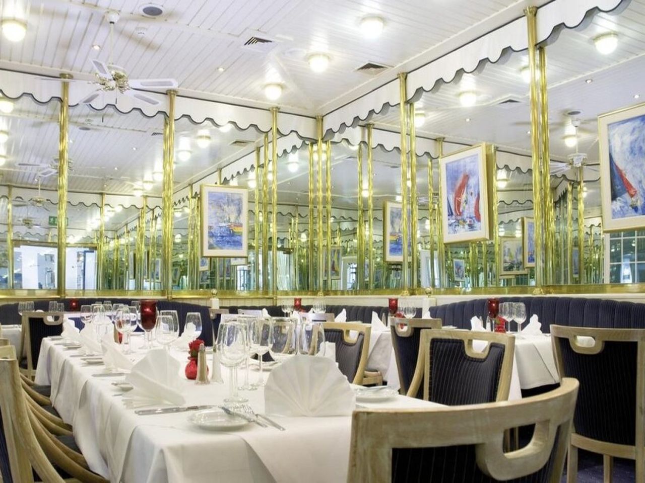 Auszeit 8 Tage mit Frühstück im Eventhotel Pyramide