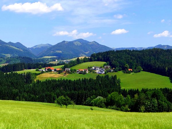 Auszeit im oststeirischen Bergland – 5 Tage in Strallegg, Steiermark inkl. Halbpension