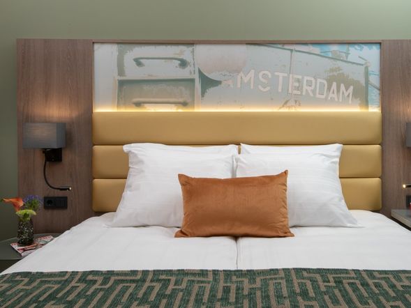 Doppelzimmer DELUXE mit Kingsize Bett