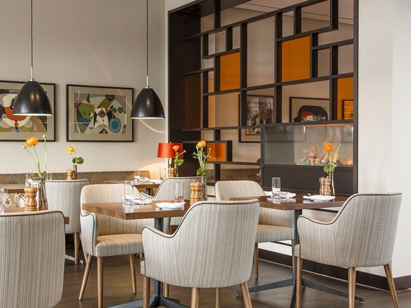 Zimmer und Dinner am Rhein 1 Nacht in Bonn Halbpension