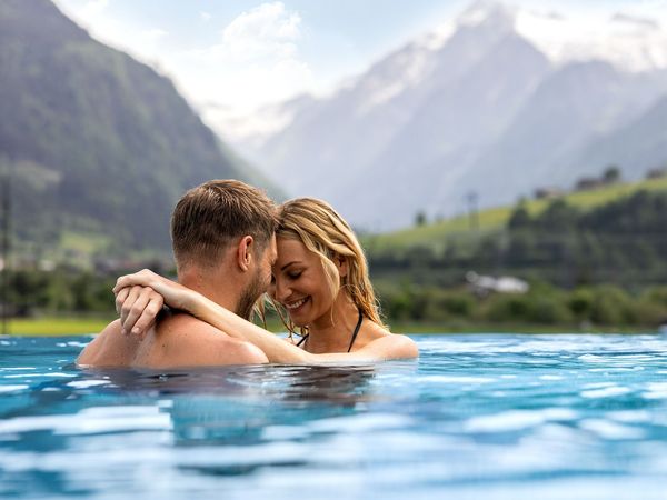 2 Tage TAUERN SPA Wellness-Auszeit Midweek in Kaprun, Salzburg inkl. Halbpension