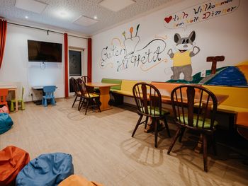 Familientage erleben - 2 Kids bis 12 Jahre kostenlos!