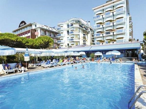 4 Tage in Lido di Jesolo direkt am Meer mit Frühstück, Venetien inkl. Frühstück