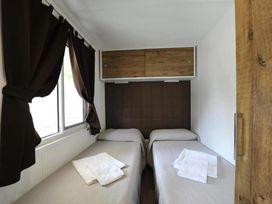 Wasserpark und Strand - 4 Tage am Gardasee