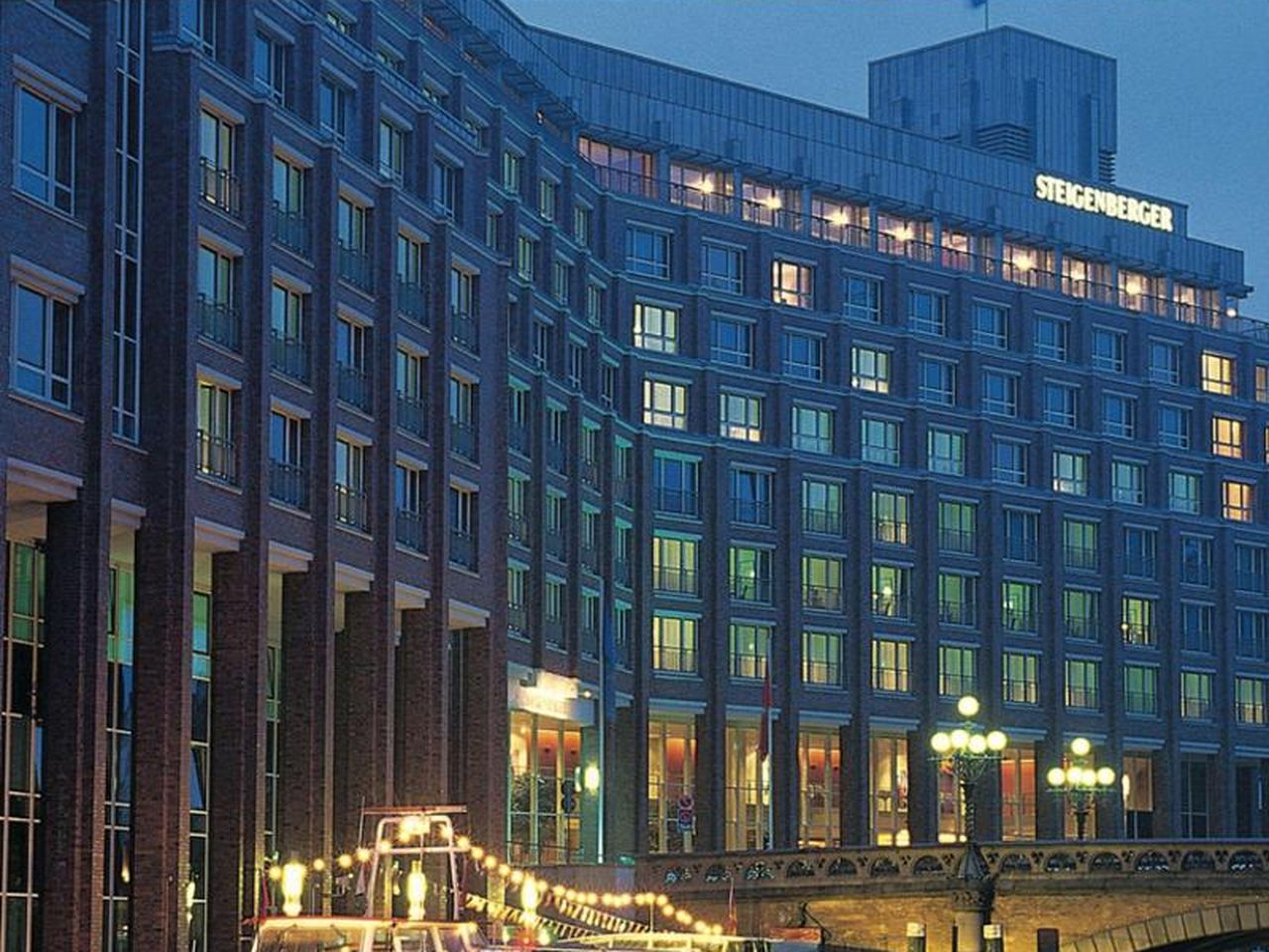 Hansestadt erkunden im Steigenberger Hotel Hamburg