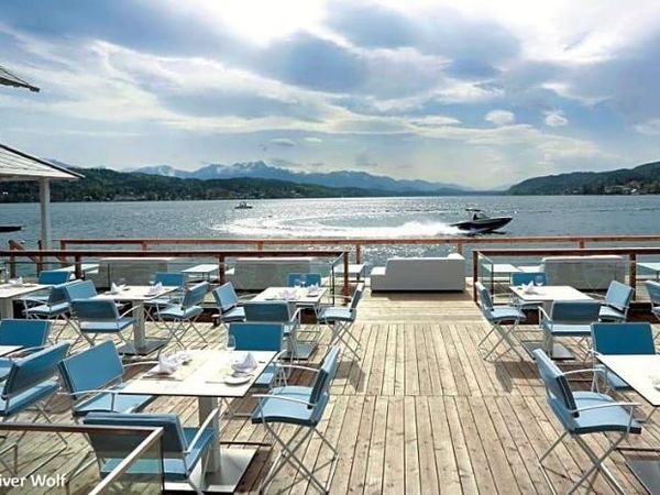 Erholung mit Seeblick 4 Tage im Werzers Hotel Resort Werzer's Hotel Resort Portschach in Pörtschach am Wörthersee, Kärnten inkl. Halbpension