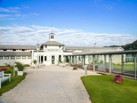 Erholung mit Seeblick 3 Tage im Werzers Hotel Resort
