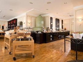 2 Tage Kurzurlaub mit Frühstück im The Q Quadro City Hotel