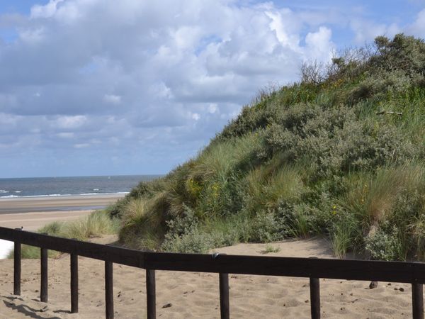 5 Tage Küstenzauber & Dünenruhe in Ouddorp erleben Frühstück