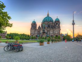 8 Tage die Haupstadt entdecken mit Frühstück