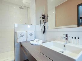 2 Tage mit Frühstück im Cult Hotel Frankfurt City