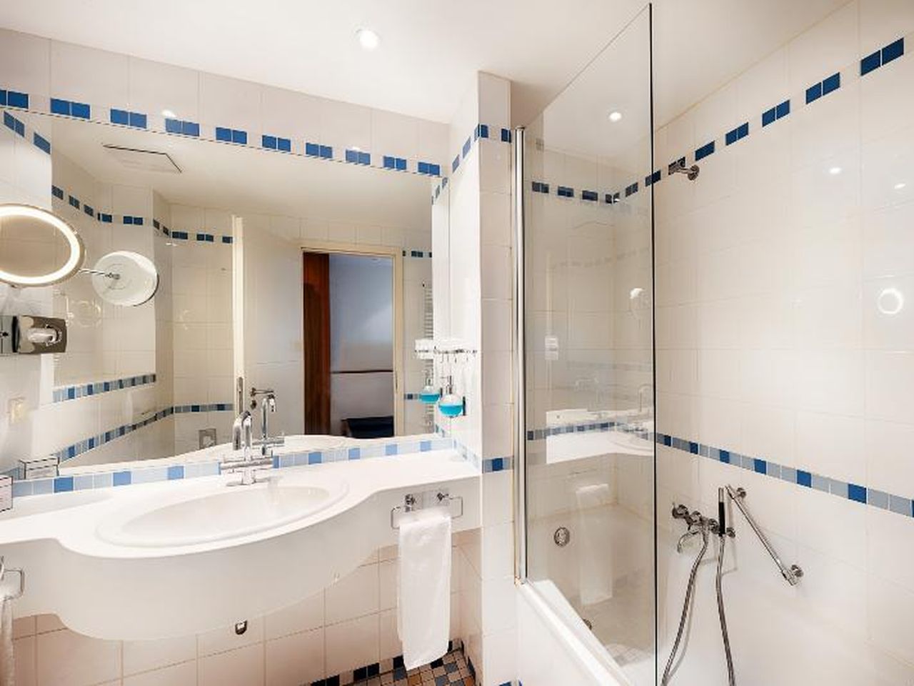 Welcome Hotel Meschede/Hennesee
