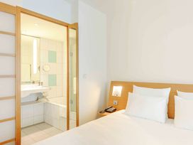 2 Tage mit Frühstück im Hotel Novotel Aachen City