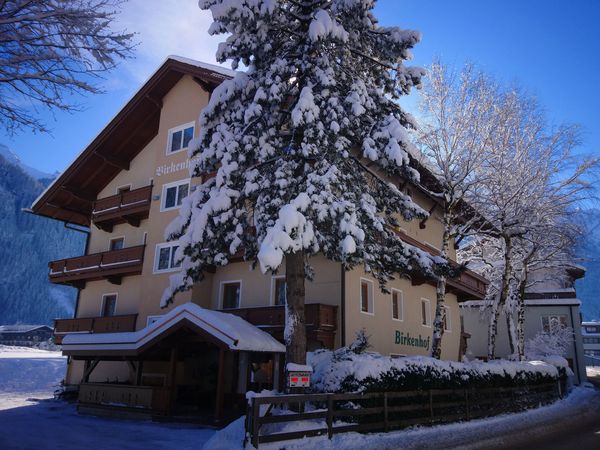 8 Tage Raus aus dem Alltag, rauf auf die Pisten – 7 Nächte in Mayrhofen, Tirol inkl. Frühstück