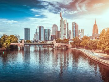 MAINhattan bei Nacht