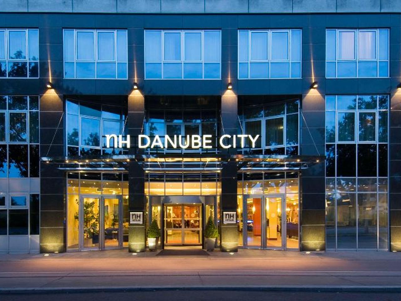 2 Tage im NH Danube City mit Frühstück