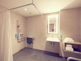 9 Tage im Hotel Roomz Vienna Prater mit Frühstück