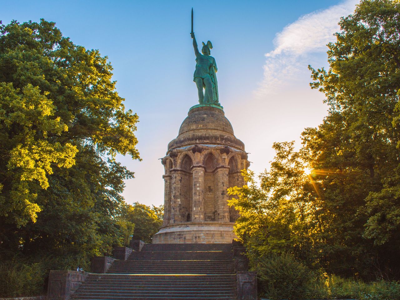 Yoga an den Externsteinen