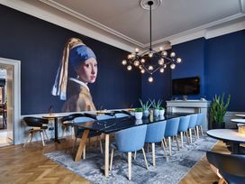 2 Tage Kurzurlaub mit Frühstück im Staybridge Suites the Hague - Parliament