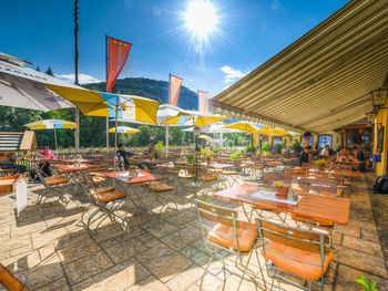 4 Relaxtage mit Therme & Verwöhnmenü