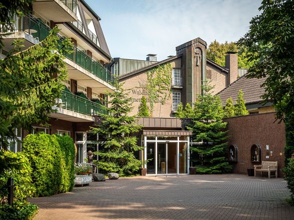 Waldhotel Tannenhäuschen