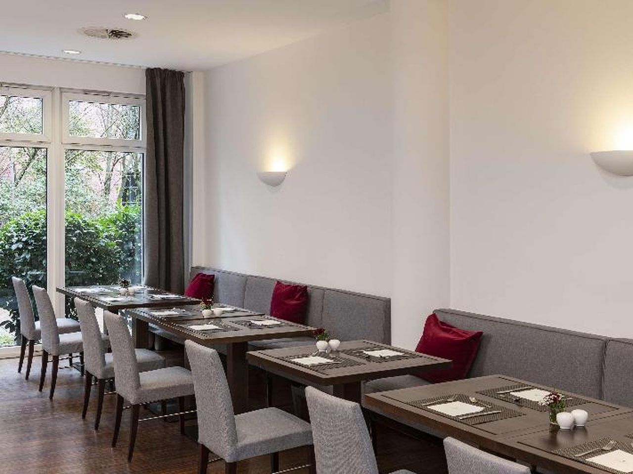 5 Tage im NH Collection Hamburg City mit Frühstück
