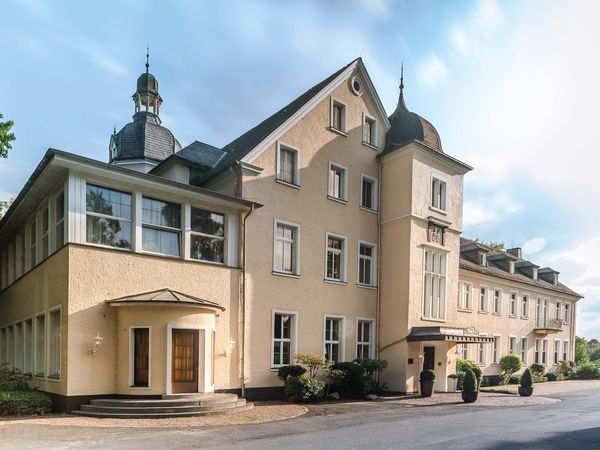 Silvester 2025 in Möhnesee, Nordrhein-Westfalen Halbpension