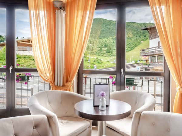 4 Tage KurzMalDolomiten: Hotel Dolomiti Chalet zum Bestpreis in Trient (Trento), Trentino-Südtirol inkl. Halbpension