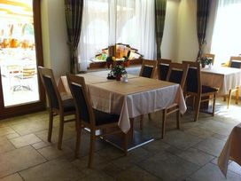 4 Tage am Badesee mit Frühstück im Hotel Alex