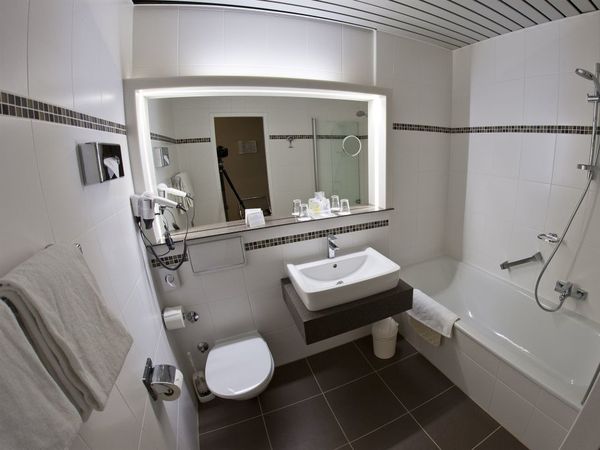 5 Tage im Leonardo Hotel Hamburg Nur Übernachtung