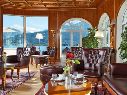 Grand Hotel